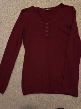 AmelieBoutik Women's Burgundy Henley Long Sleeve Waffle Shirt